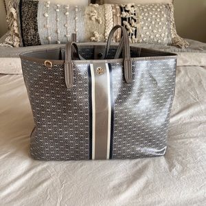 Tory Burch Gemini Link Tote